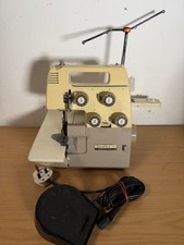 Macchina da cucire overlocker