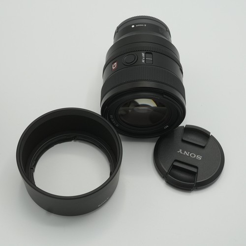 Sony f1 4 - fe, mm