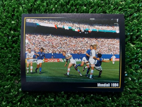 Figurina panini super - panini,