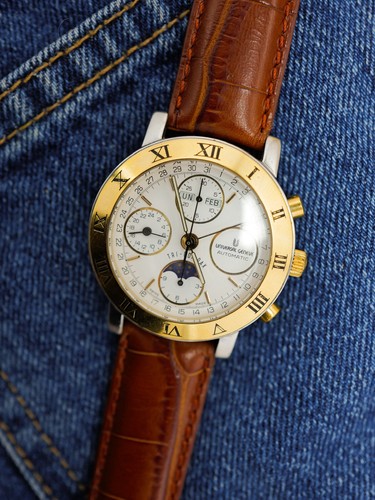 Universal tricompax moonphase - universal,