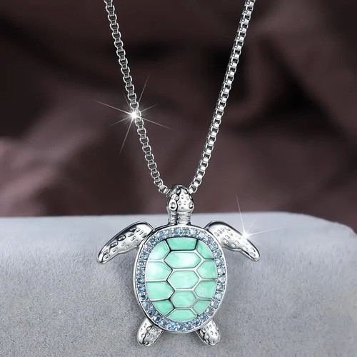 Collana con ciondolo - , elegante