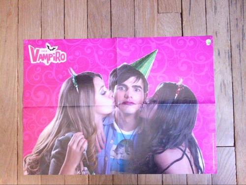 Rare poster chica - "chica, vampiro"