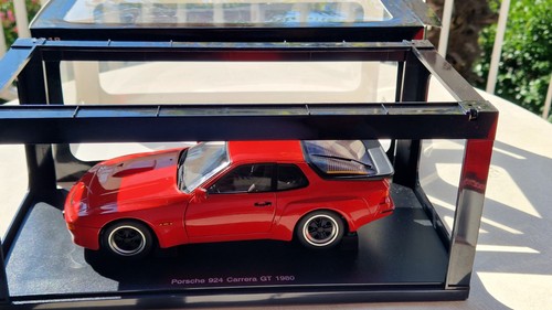 Porsche 924 carrera gt - 1:18,