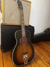 Chitarra acustica baritono