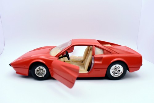 Modellino auto scala 24 - auto, 1:24