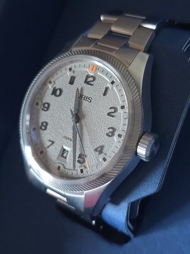 Oris propilot date 2026 - date,