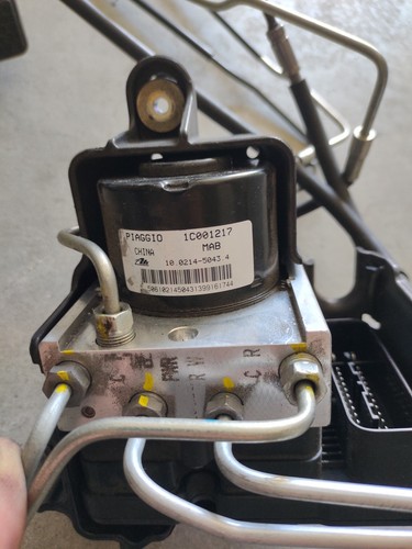 Centralina abs piaggio - centralina, 500