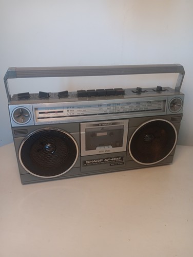 Radio stereo vintage sharp - stereo,
