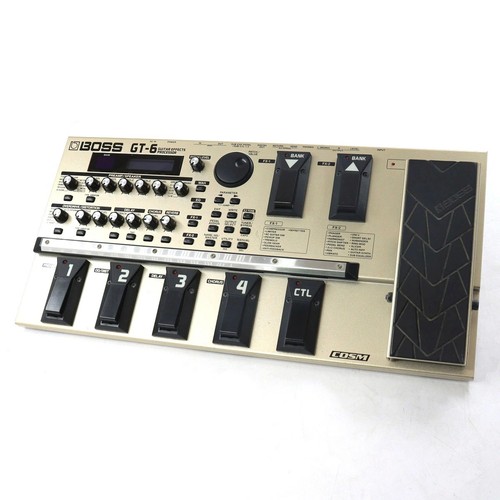 Pedale multieffetto chitarra