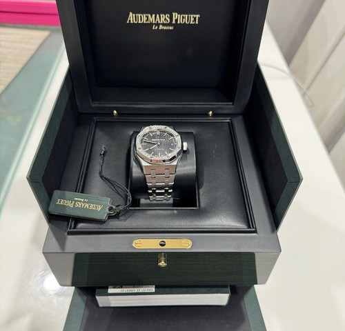 Audemars piguet royal oak 37mm - audemars,