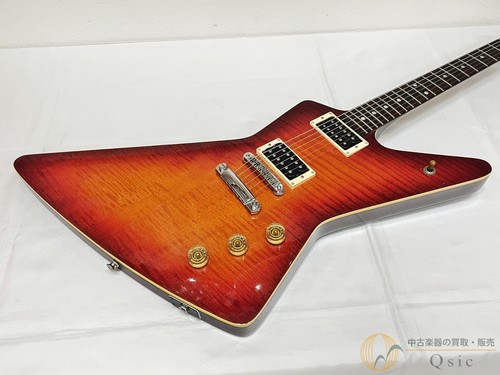 Chitarra elettrica aria - elettrica, pro