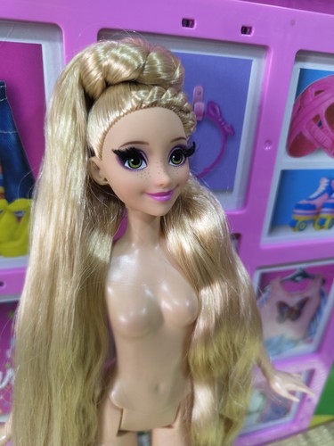 Barbie rapunzel enchanted - barbie,