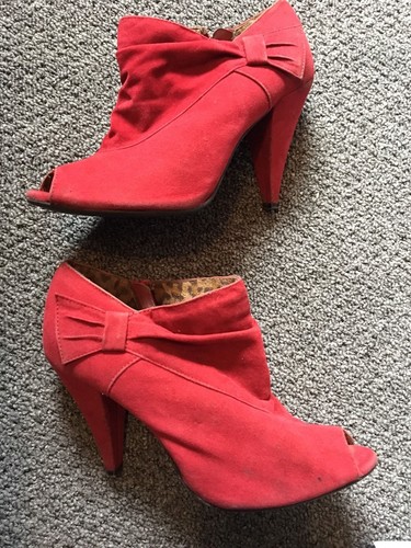 Scarpe con tacco - , aperte