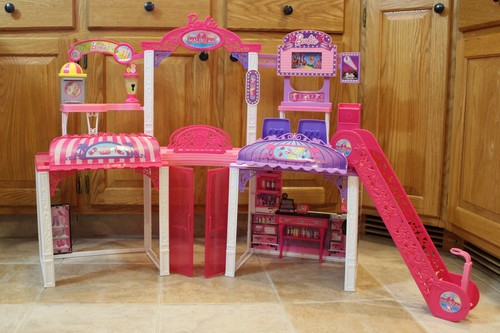 Barbie malibu ave - (2014),
