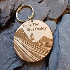 PERSONALISED HANDMADE MTB WOODEN KEYRING - MOUNTAIN BIKE ACCESSORY DADDY DAD