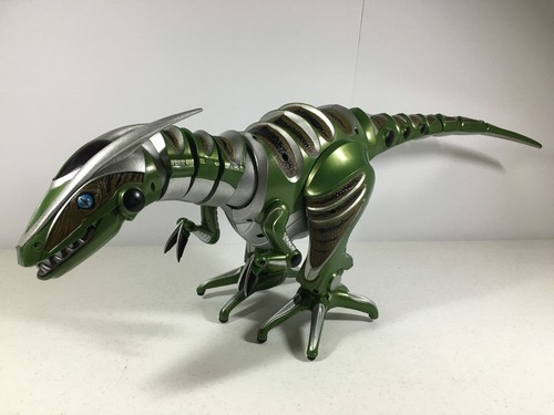 Roboraptor grande dinosauro