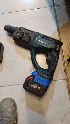 Adattatore batteria milwaukee - adattatore,