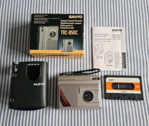 Sanyo cassette recorder - cassette,