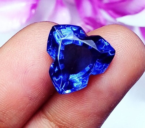 Tanzanite naturale decorato - tanzanite,