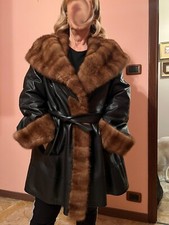 Giacca di pelle con bordi e