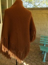 SCIALLE TRIANGOLARE FATTO A MANO - 100% LANA - MARRONE