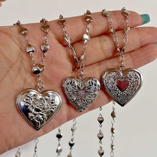 Collana con ciondolo - 💖,