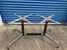 Tavolo Herman Miller Eames base segmentata anni '70 metà secolo moderno