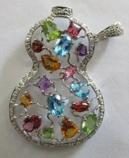 18K Gold Baby Bottle Pendant