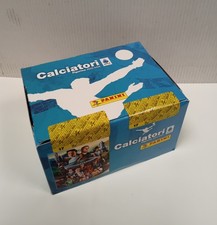 SCATOLA BOX 100 BUSTINE FIGURINE CALCIATORI PANINI 2025-26