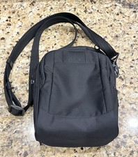 Borsa a tracolla PacSafe