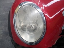 FRONT RIGHT HEADLIGHT /