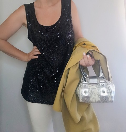 Top elegante con paillettes