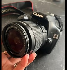 fotocamera digitale canon EOS 1100D