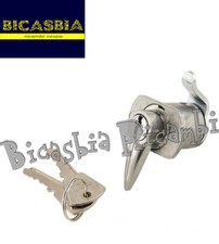 11856 - SERRATURA SPORTELLO PORTAOGGETTI LAMBRETTA 125 150 LI SERIE 2 - 175 TV 2