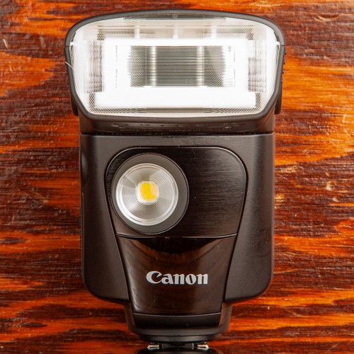 Canon speedlite 320ex hot - speedlite,
