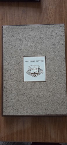 Libro dei francobolli - il,