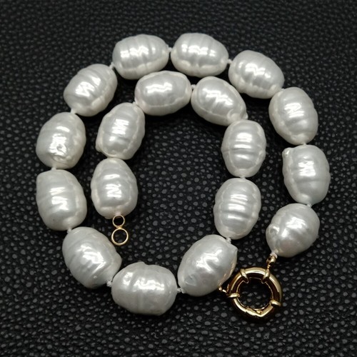 Collana grande 16x22 - , perle