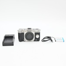 [Quasi come nuovo] Corpo fotocamera mirrorless Pentax Q10 argento