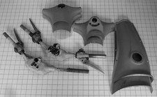 Per SCOOTER sconosciuto vendo DUE lotti di pezzi di ricambio.