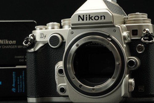 Nikon silver dslr digital - nikon,