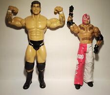 VENDO N°2 PERSONAGGI WRESTLING ALTEZZA 16/17 CM. 