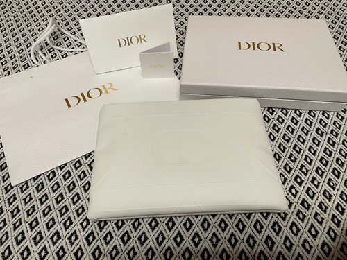 Christian dior new pouch - pouch, box