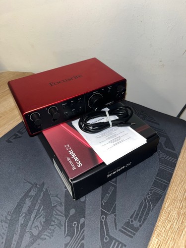 Focusrite scarlett 2i2 4th gen - scarlett,
