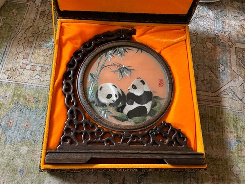 Panda asiatici ricamati - , in