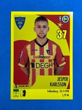Figurine Calciatori Panini 2024-25 Aggiornamenti U48 Jesper Karlsson (Lecce)