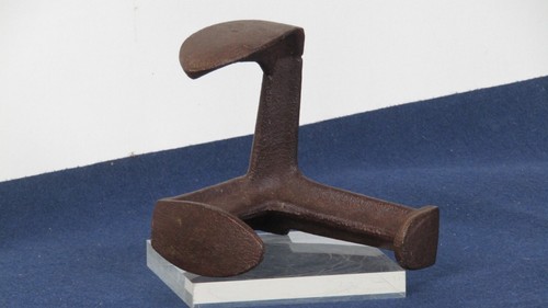 R322 antico utensile incudine - antico,