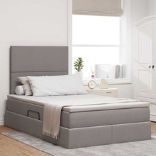Letto con contenitore e LED
