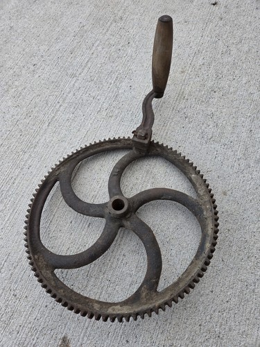 Antica manovella steampunk