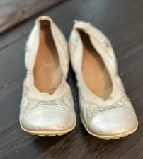 Naturino girls silver slip on