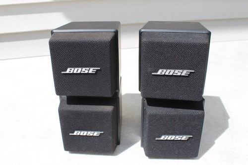 Coppia altoparlanti cubo - cubo, bose